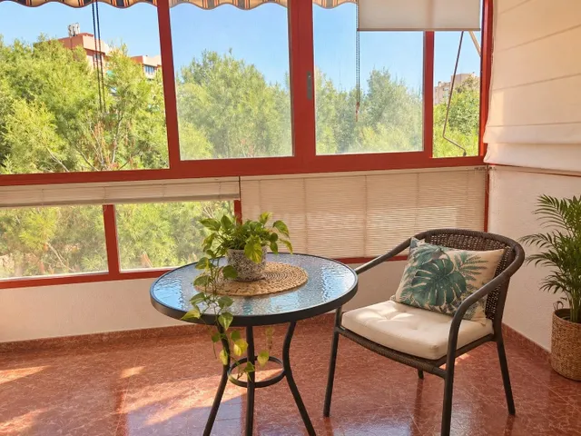 Piso con piscina en el corazón de San Blas – Alicante - foto 2