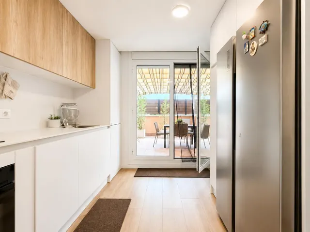 Chalet adosado completamente reformado en 2024, con jardín, terraza y gran garaje, a un paso de la playa. — 9