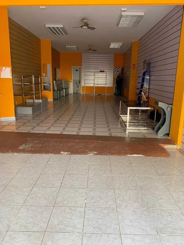 Cala millor local comercial en segunda linea de mar de 67m2 — 24