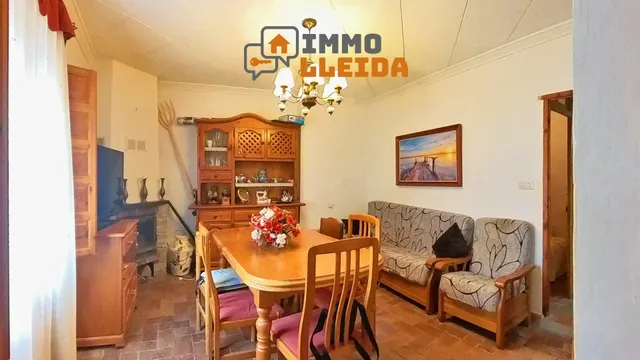 OPORTUNIDAD Casa adosada en Ivars de Noguera — 20