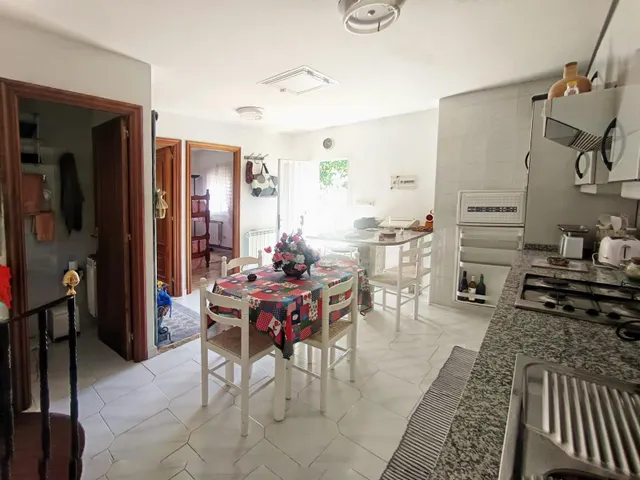 “Pequeña casa, gran encanto: un refugio rural con casi 900 m2 de finca en Esfarrapada” — 25
