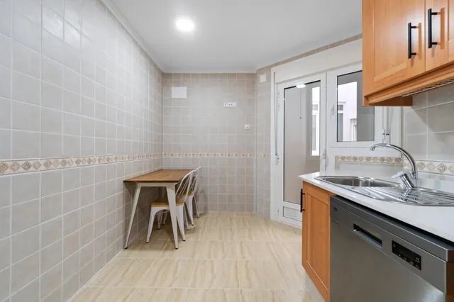 Amplio apartamento reformado en el corazón de Formentera del Segura — 12