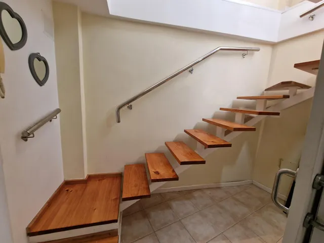Piso 2 plantas con 3 dormitorios y una terraza — 11