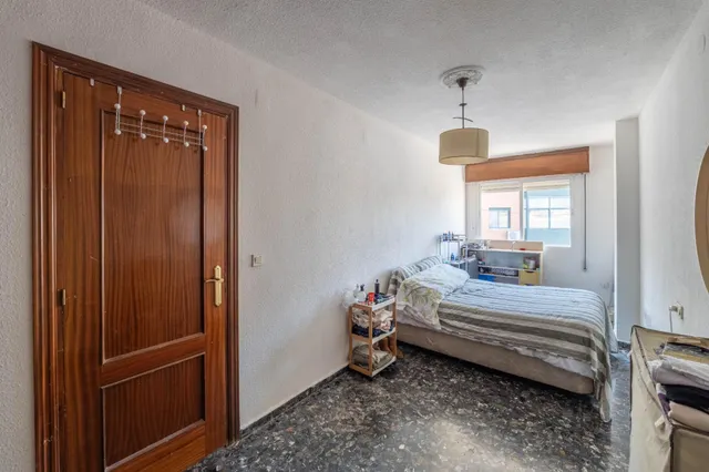 Amplia Casa en Gabia Chica — 38