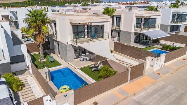 Villa 3 habitaciones 105m² en venta - Desamparados-Hurchillo-Torremendo — 24