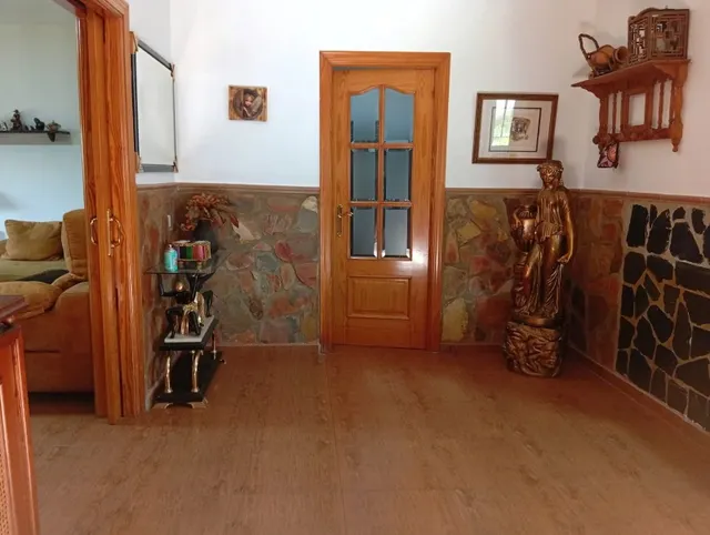 Chalet con piscina, bungalow y 2.500 m2 de parcela en Urbanización La Rocilla — 16