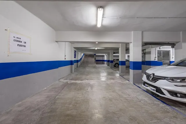 PARKING DE 30 PLAZAS EN PLENO CENTRO DE GRANADA — 13