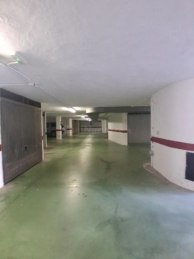 Plaza de garaje en primera línea de playa – Almuñécar - foto 5