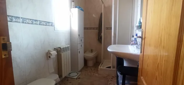 CHALET INDEPENDIENTE CON PARCELA URBANA. IDEAL INVERSORES. — 19