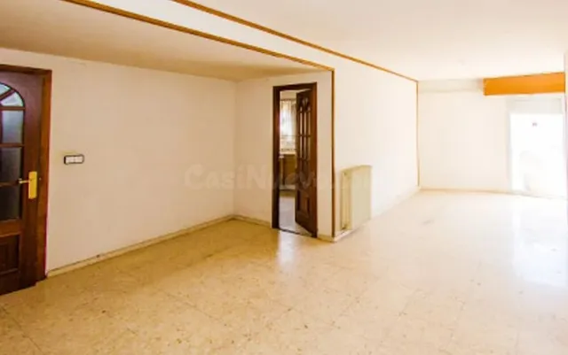 Piso en venta en Alcoy – Ideal para inversión — 3