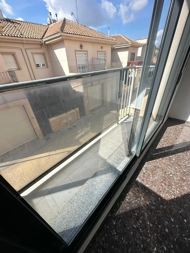 Piso a estrenar en Casinos — 24