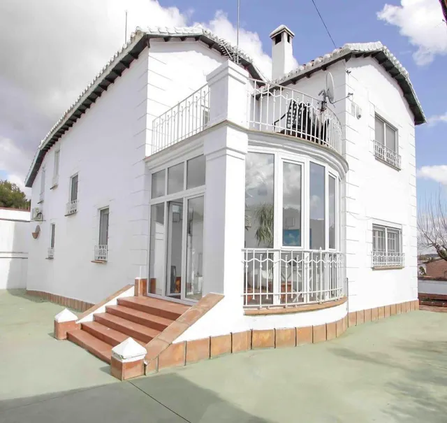 Chalet Carretera Almodovar — 13