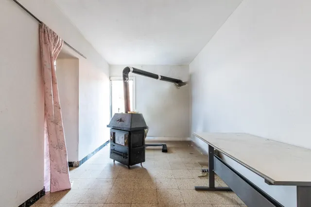 CASA PARA ENTRAR A VIVIR EN EL CENTRO DEL PUEBLO — 27
