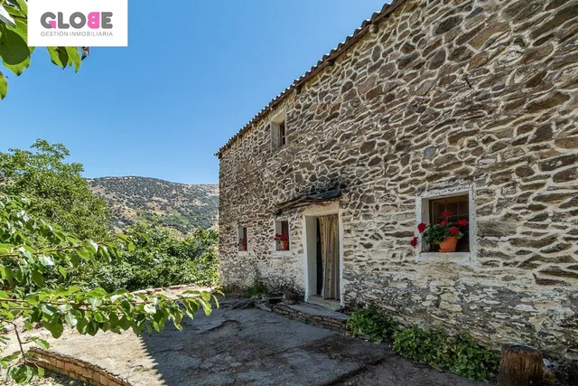 73.000 m2 Finca rústica con vivienda en Güéjar Sierra — 2