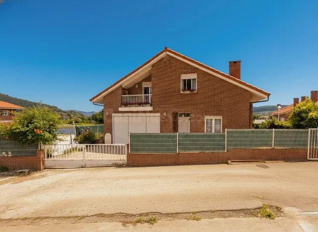 Casa unifamiliar en Cesión de Remate en Santa María De Cayón