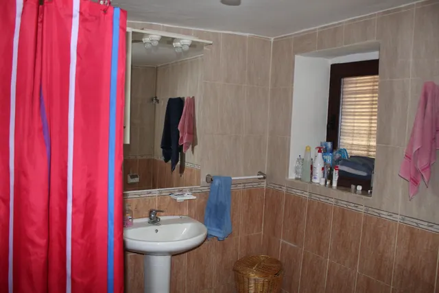 MAGNIFICO OLIVAR CON CASA, COCHERA PARA APEROS Y PISCINA ENTRE VILLAHARTA Y POZOBLANCO. — 30