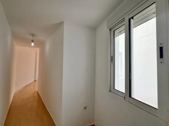 ATICO CON IMPRESIONANTE TERRAZA A TAN SOLO 10mts DE LA PLAYA DEL CURA — 13