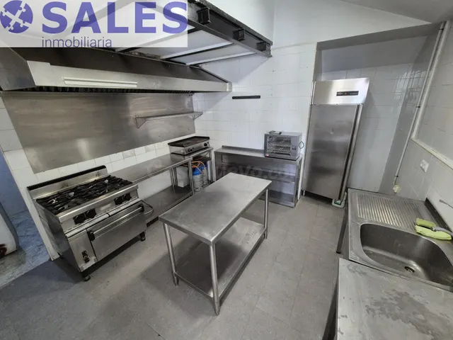SE VENDE LOCAL COMERCIAL EN CALLE PADRE MÉNDEZ – TORRENT - foto 4
