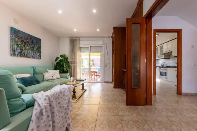 Espectacular Chalet de 4 habitaciones en Tarragona - ¡Tu Nuevo Hogar Te Espera! — 8