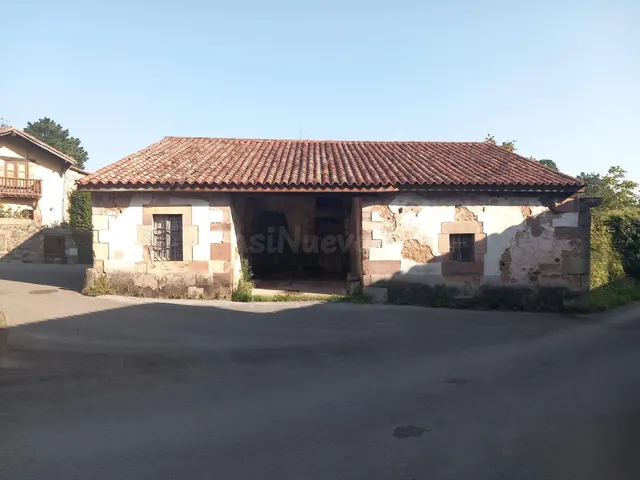 Casa independiente y con jardín en Cabezón de la Sal - foto 3