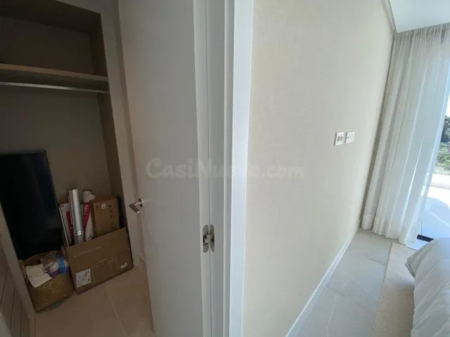 Ático con terrazas 143 m2 y dos plazas de aparcamiento - foto 5
