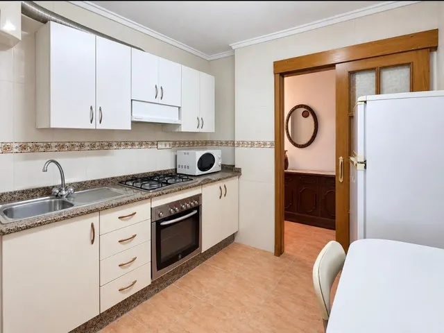 PISO EN VENTA, FRENTE CONSUM, ORIHUELA CENTRO — 8