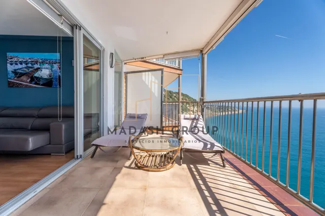 Piso en Cap Salou en primera línea de mar con acceso privado - foto 5