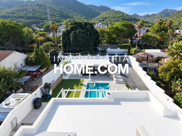 Chalet independiente de diseño moderno con 5 dormitorios, piscina, gran parcela y vistas despejadas en Pinos de Alhaurín — 17