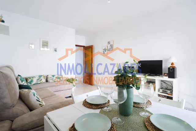 Apartamento de 2 dormitorios, 1 baños y 2 terrazas. en el centro de los alcazares, Murcia — 8