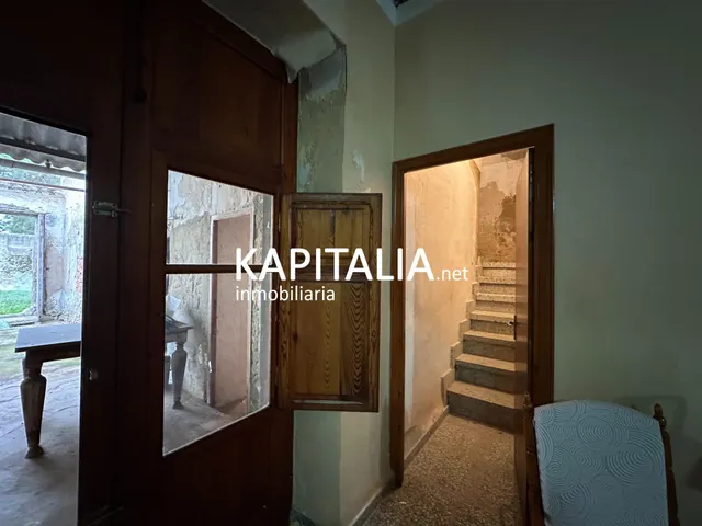 Casa en VENTA en Cerdà con cochera, patio interior y chimenea, ideal para reformar — 17