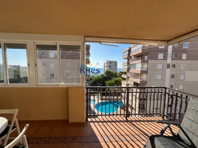 Piso semireformado con vistas al mar en Els Terrers, Benicàs - foto 2