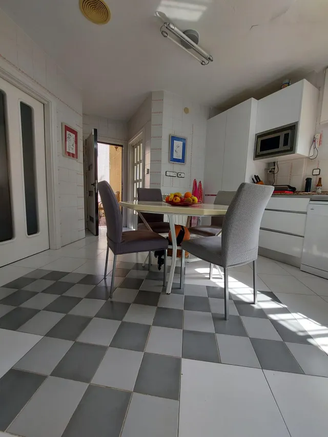 CHALET INDEPENDIENTE EN BENIAJAN — 29
