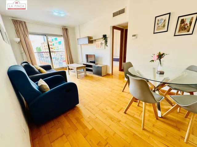 VIVIENDA 2 DORMITORIOS GARAJE Y TRASTERO CERCA DEL CENTRO — 6