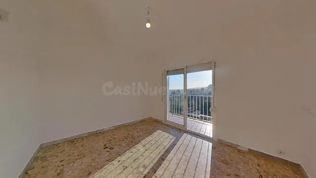 PISO EN VENTA EN HOSPITALET DEL LLOBREGAT — 5