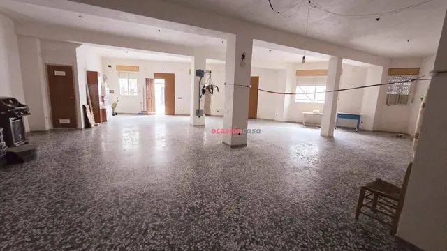 LOCAL Y PISO  EN VENTA EN EL VISO — 11