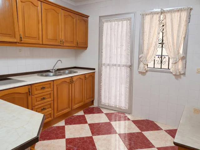 Se vende bonita casa en Mairena del aljarafe, zona Simón verde. — 8