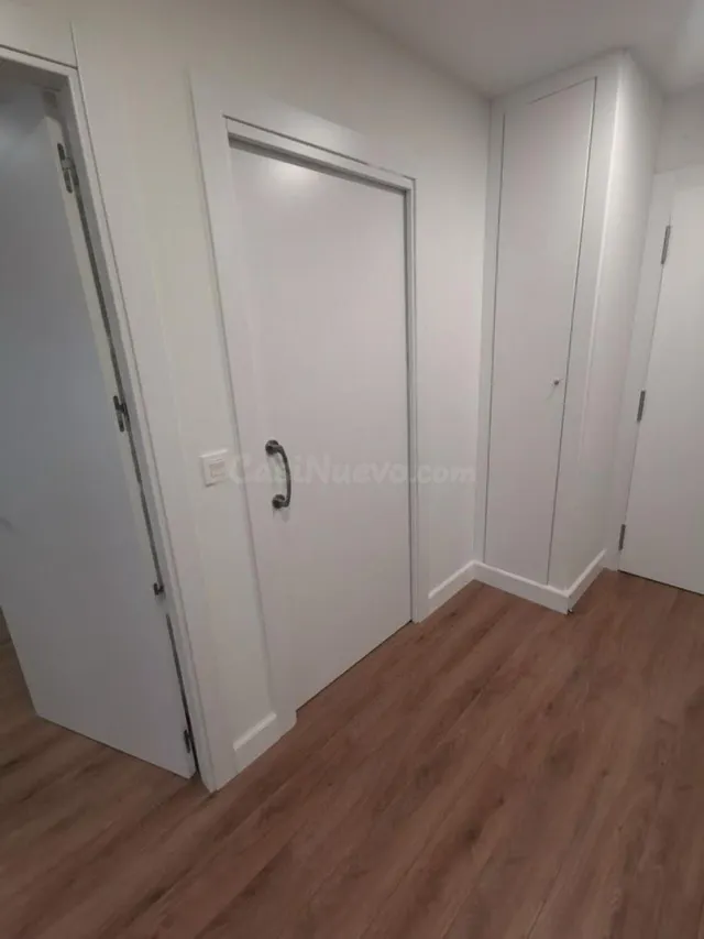 ALQUILER DE OFICINAS EN PLENO CENTRO DE PONFERRADA CON POSIB - foto 2