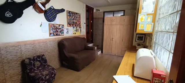 Gran chalet independiente de 3 plantas con dos viviendas y piscina — 45