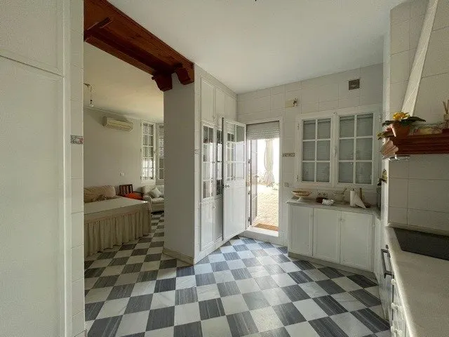 CASA EN EL CENTRO DE SANLUCAR — 7