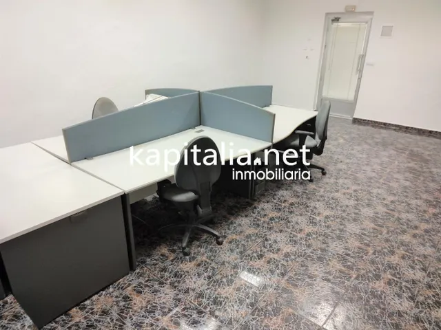 Locales comerciales a la venta en Ontinyent, zona El Llombo. — 7