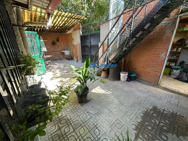 CASA INDEPENDIENTE EN METRO OPAÑEL DE 309 METROS CUADRADOS — 39