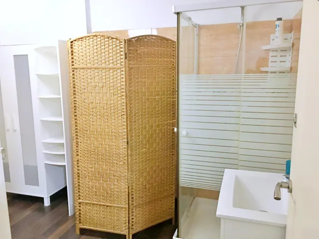 VIVIENDA UNIFAMILIAR O NEGOCIO HABITACIONAL — 42