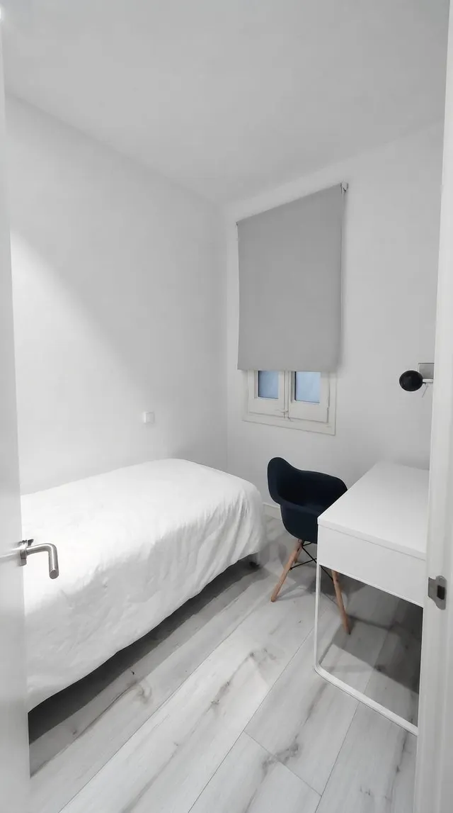Espectacular piso de cuatro habitaciones - eixample -Barcelona — 16