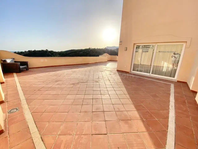 Ático Dúplex 3 habitaciones 140m² en venta - Marbella - foto 4