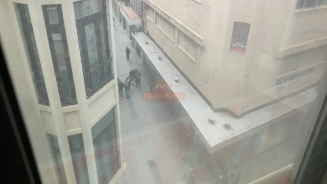 OCASION! SE ALQUILA GRAN ENTREPLANTA CON DIVERSOS DESPACHOS Y OFICINAS, EN EL CORAZON DE ALBACETE — 38