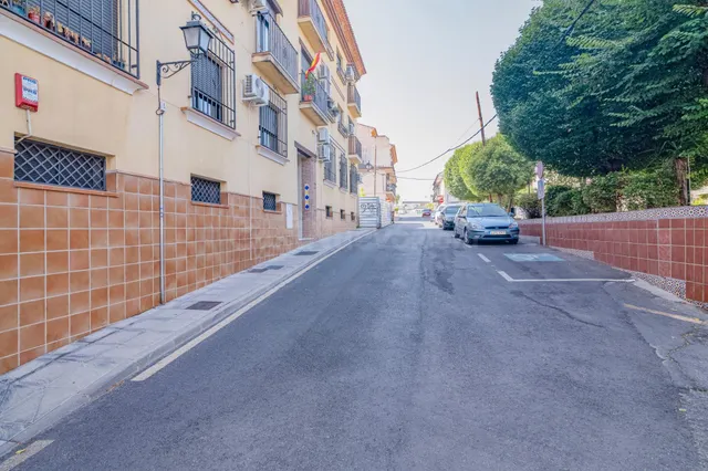 PISO, COHERA Y TRASTERO EN LA ZUBIA — 5