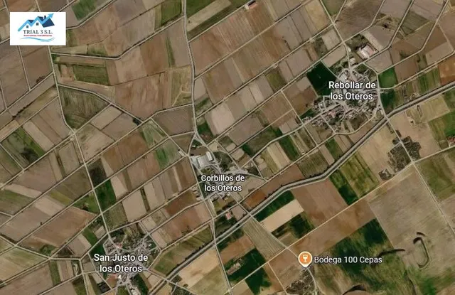 Venta de Casa Adosada en Corbillos de los Oteros (León) — 3