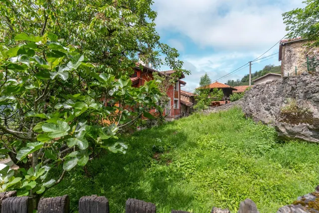 PISO BAJO + SEMI-SÓTANO EN VENTA EN CASORVIDA (LENA) — 3