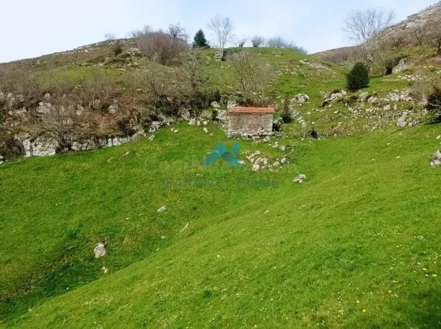 Se vende cabaña con terreno en Arredondo