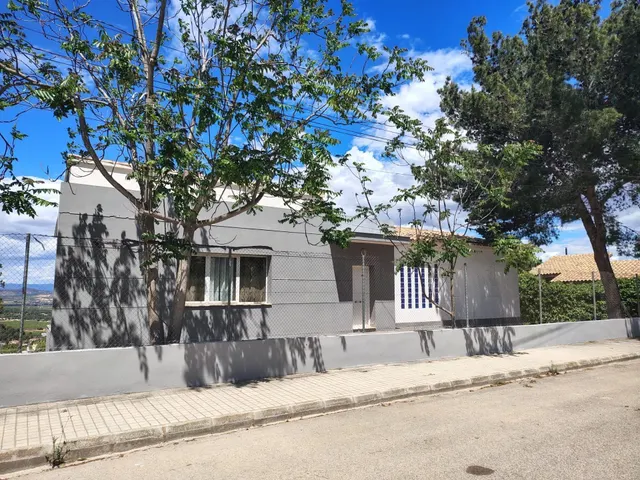 CHALET CON PARCELA Y VISTAS EN CUMBRES DE CALICANTO – ALQUILER TEMPORAL — 30
